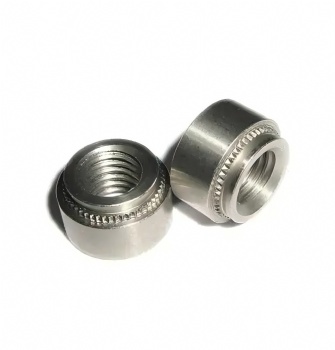 Clinching nut